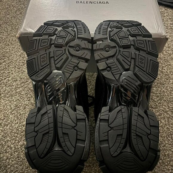 Balenciaga Men's Black Trainers - Picture 5 of 5